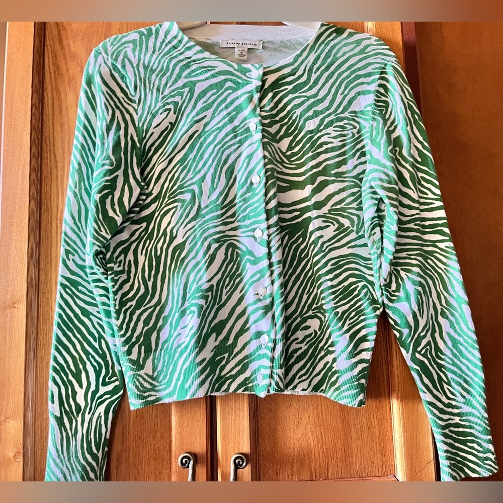 Green and White Zebra Print Cardigan Banana Republic